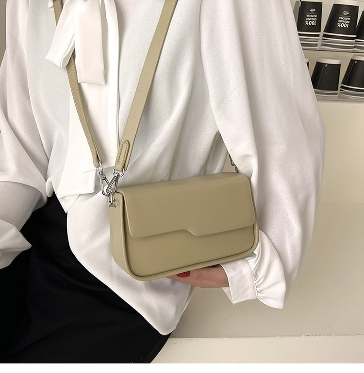 Timeless Baguette Style Simple Underarm Shoulder Bag for Women