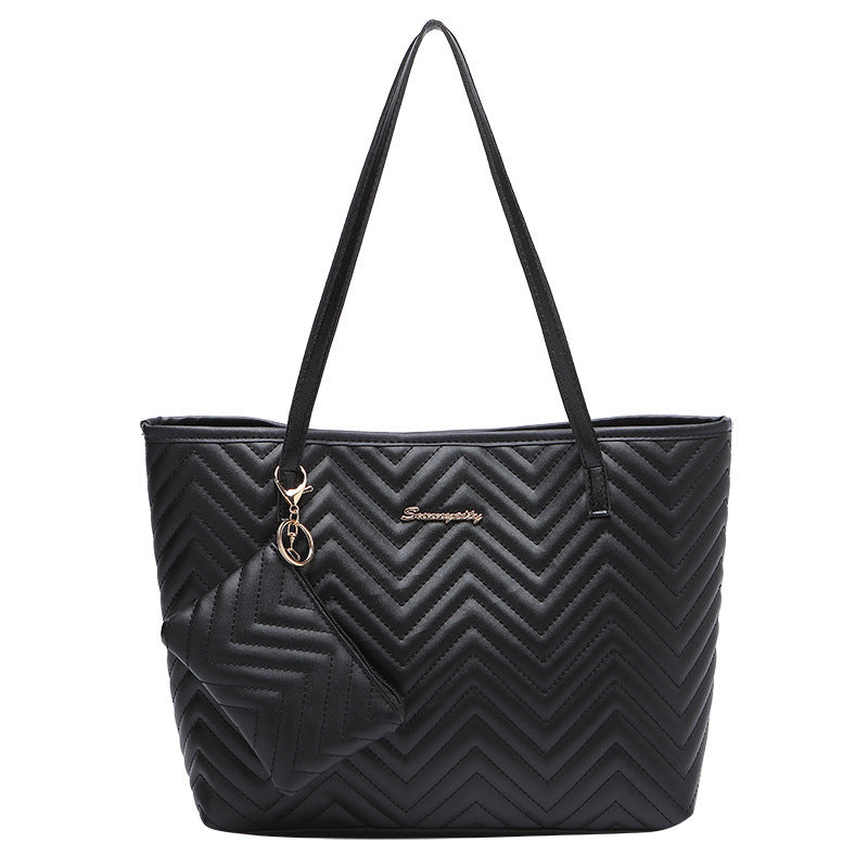 Elegant Quilted Chevron Shoulder Tote Bag for Women – Spacious and Stylish Handbag with Detachable Pouch